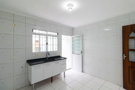 Casa para alugar com 100m², 2 quartos e 2 vagas Casa para alugar com 100m², 2 quartos e 2 vagasCozinha