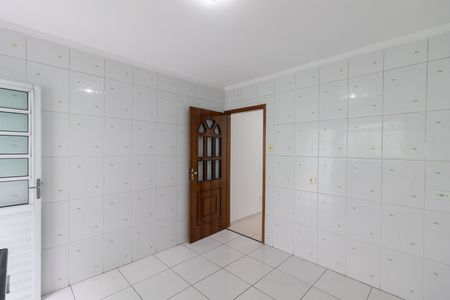 Casa para alugar com 100m², 2 quartos e 2 vagas Casa para alugar com 100m², 2 quartos e 2 vagasCozinha