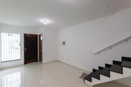 Sala de casa para alugar com 2 quartos, 100m² em Vila Brasil, São Paulo