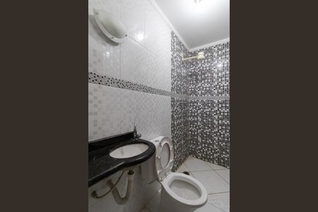 Casa para alugar com 100m², 2 quartos e 2 vagas Casa para alugar com 100m², 2 quartos e 2 vagasBanheiro Suíte 1
