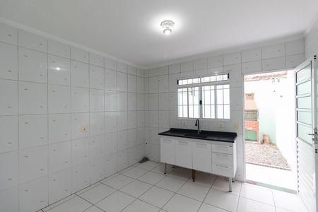 Casa para alugar com 100m², 2 quartos e 2 vagas Casa para alugar com 100m², 2 quartos e 2 vagasCozinha