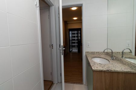 Apartamento para alugar com 45m², 2 quartos e sem vaga Apartamento para alugar com 45m², 2 quartos e sem vagaBanheiro Canadense