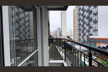 Studio para alugar com 26m², 1 quarto e sem vaga Studio para alugar com 26m², 1 quarto e sem vagaVaranda
