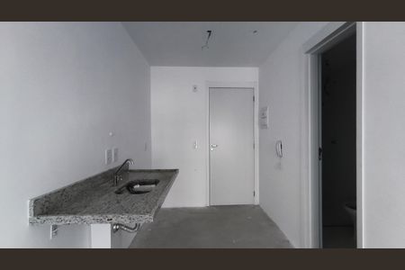 Cozinha de kitnet/studio para alugar com 1 quarto, 26m² em Liberdade, São Paulo