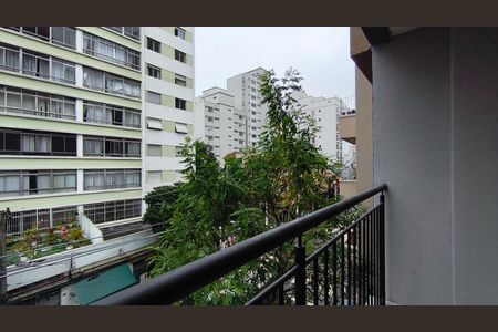 Studio para alugar com 26m², 1 quarto e sem vaga Studio para alugar com 26m², 1 quarto e sem vagaVaranda