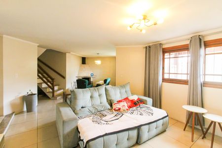 Sala de casa à venda com 3 quartos, 200m² em Igara, Canoas