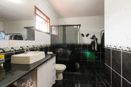 Casa à venda com 200m², 3 quartos e 3 vagas Casa à venda com 200m², 3 quartos e 3 vagasBanheiro da Suíte