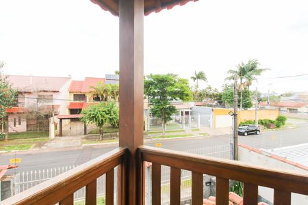 Casa à venda com 200m², 3 quartos e 3 vagas Casa à venda com 200m², 3 quartos e 3 vagasSuíte