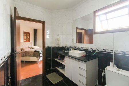 Casa à venda com 200m², 3 quartos e 3 vagas Casa à venda com 200m², 3 quartos e 3 vagasBanheiro da Suíte