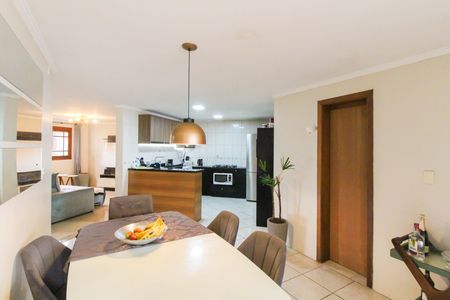 Sala de casa à venda com 3 quartos, 200m² em Igara, Canoas
