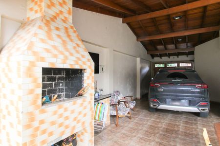 Casa à venda com 200m², 3 quartos e 3 vagas Casa à venda com 200m², 3 quartos e 3 vagasÁrea externa