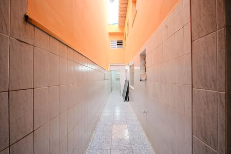 Casa para alugar com 113m², 3 quartos e 2 vagasCorredor lateral