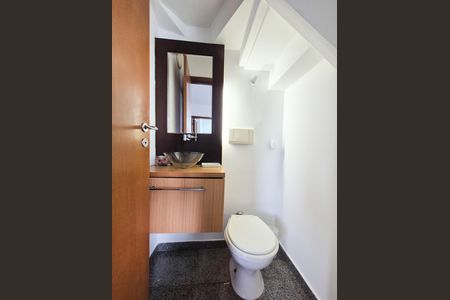 Apartamento para alugar com 135m², 2 quartos e 2 vagasLavabo