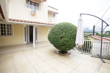 Casa para alugar com 120m², 3 quartos e 1 vagaFrente da Casa