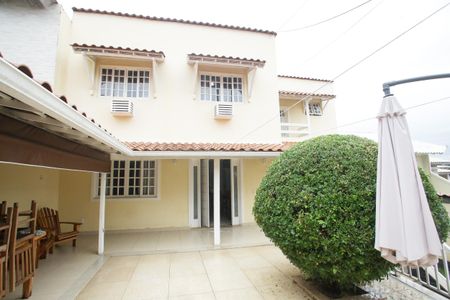 Casa para alugar com 120m², 3 quartos e 1 vagaFrente da Casa