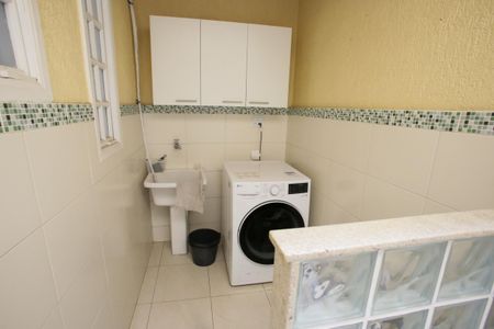 Casa para alugar com 120m², 3 quartos e 1 vagaÁrea de Serviço