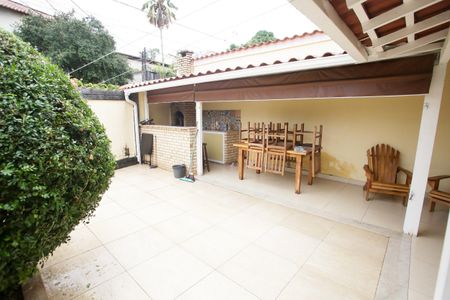 Casa para alugar com 120m², 3 quartos e 1 vagaChurrasqueira