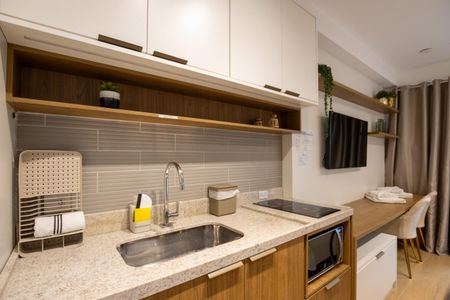 Cozinha de kitnet/studio à venda com 1 quarto, 30m² em Moema, São Paulo