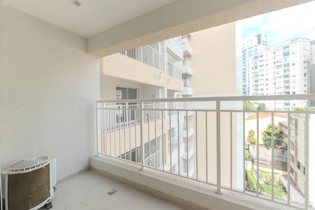 Studio para alugar com 25m², 1 quarto e sem vaga Studio para alugar com 25m², 1 quarto e sem vagaSacada