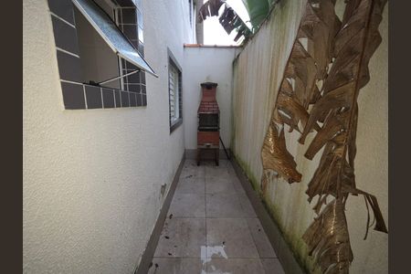 Casa de condomínio para alugar com 47m², 1 quarto e 1 vaga Casa de condomínio para alugar com 47m², 1 quarto e 1 vagaÁrea comum - Churrasqueira