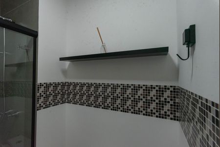 Banheiro da Suíte de apartamento para alugar com 1 quarto, 33m² em Parque Industrial, Campinas