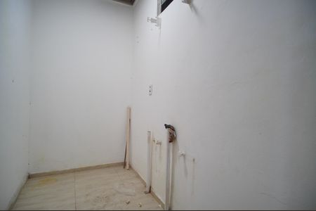 Casa para alugar com 80m², 2 quartos e 1 vagaÁrea de Serviço