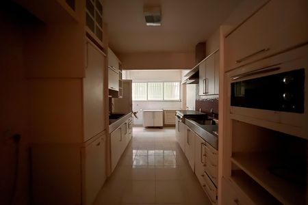 Apartamento à venda com 160m², 4 quartos e 2 vagas