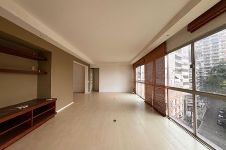 Apartamento à venda com 160m², 4 quartos e 2 vagas