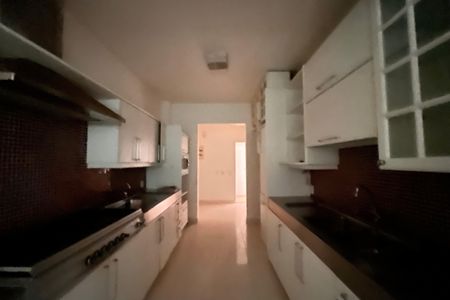 Apartamento à venda com 160m², 4 quartos e 2 vagas