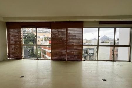 Apartamento à venda com 160m², 4 quartos e 2 vagas