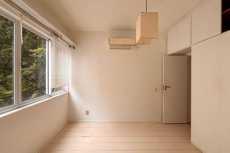 Apartamento à venda com 160m², 4 quartos e 2 vagas