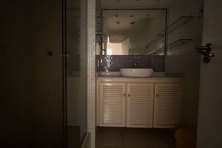 Apartamento à venda com 160m², 4 quartos e 2 vagas