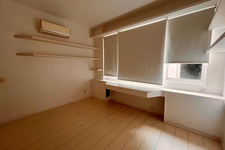Apartamento à venda com 160m², 4 quartos e 2 vagas