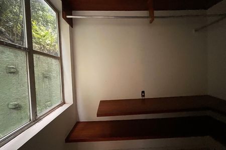 Apartamento à venda com 160m², 4 quartos e 2 vagas