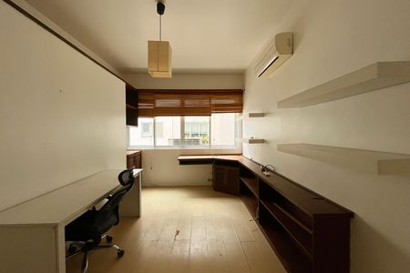 Apartamento à venda com 160m², 4 quartos e 2 vagas