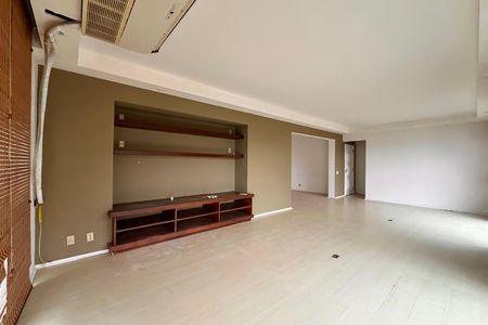 Apartamento à venda com 160m², 4 quartos e 2 vagas