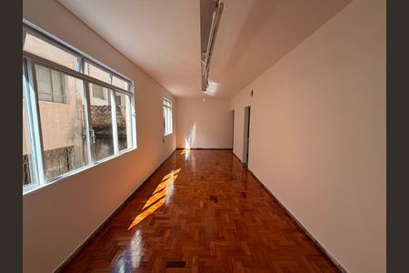Apartamento à venda com 105m², 3 quartos e 1 vaga Apartamento à venda com 105m², 3 quartos e 1 vagaSala