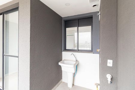 Apartamento à venda com 66m², 3 quartos e 2 vagas Apartamento à venda com 66m², 3 quartos e 2 vagasÁrea de serviço