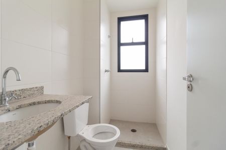 Apartamento à venda com 66m², 3 quartos e 2 vagas Apartamento à venda com 66m², 3 quartos e 2 vagasBanheiro da suíte