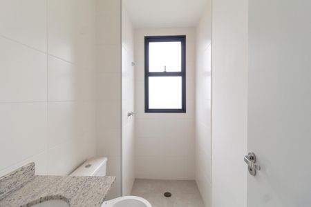 Apartamento à venda com 66m², 3 quartos e 2 vagas Apartamento à venda com 66m², 3 quartos e 2 vagasBanheiro da suíte