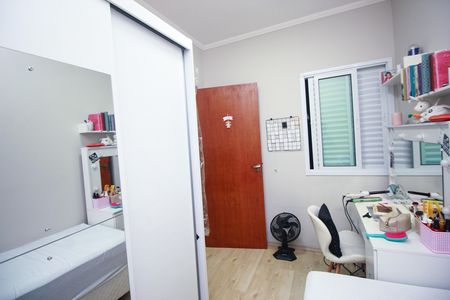 Casa à venda com 120m², 3 quartos e 2 vagas Casa à venda com 120m², 3 quartos e 2 vagasQuarto 1