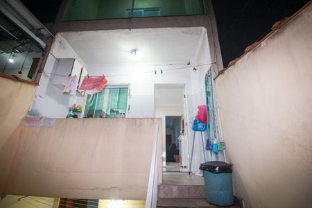 Casa à venda com 120m², 3 quartos e 2 vagas Casa à venda com 120m², 3 quartos e 2 vagasFachada do Fundo