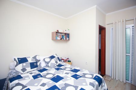 Casa à venda com 120m², 3 quartos e 2 vagas Casa à venda com 120m², 3 quartos e 2 vagasSuíte