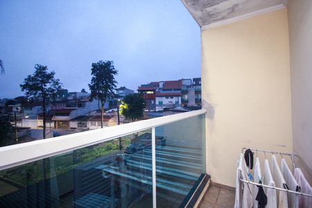 Casa à venda com 120m², 3 quartos e 2 vagas Casa à venda com 120m², 3 quartos e 2 vagasVaranda do Quarto 2