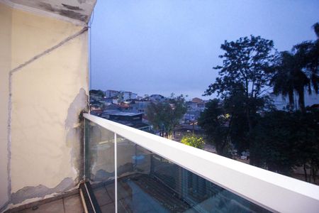 Casa à venda com 120m², 3 quartos e 2 vagas Casa à venda com 120m², 3 quartos e 2 vagasVaranda do Quarto 2