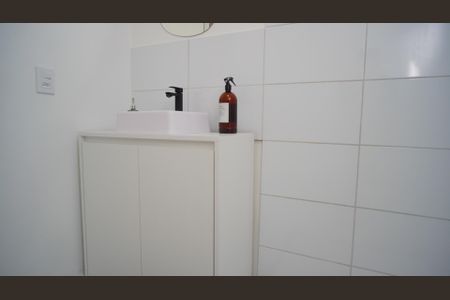 Apartamento à venda com 40m², 2 quartos e sem vaga Apartamento à venda com 40m², 2 quartos e sem vagaBanheiro
