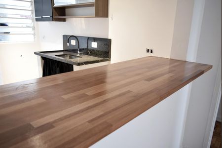 Apartamento para alugar com 77m², 2 quartos e sem vagaCozinha