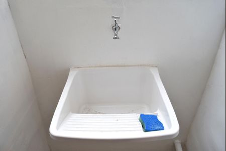 Apartamento para alugar com 77m², 2 quartos e sem vagaÁrea de Serviço
