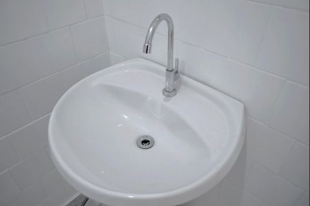 Apartamento para alugar com 77m², 2 quartos e sem vagaBanheiro
