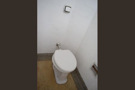 Apartamento para alugar com 77m², 2 quartos e sem vagaÁrea de Serviço - banheiro